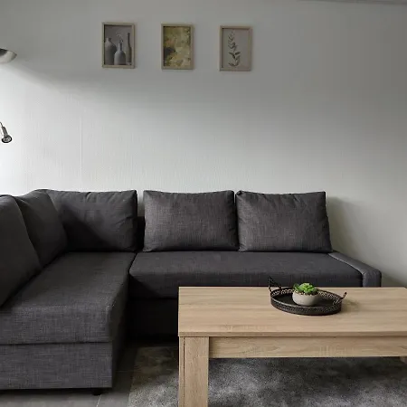 Terrasses De H&h Apartment *